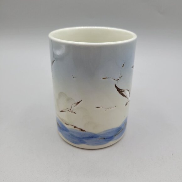 Vintage Otagiri Ceramic Coffee Mug Seagulls Coastal Scene in Handpainted Relief - Picture 3 of 8